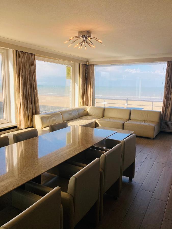 Very Spacious Family Apartment With Seaview T16 Oostende Dış mekan fotoğraf